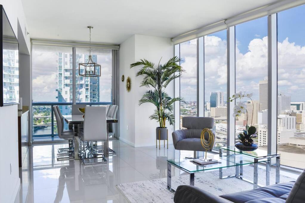 Wonderful 2 Bedroom Apt With Ocean Views At Icon Brickell Майами Экстерьер фото
