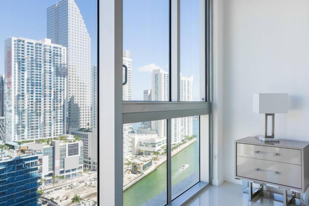 Wonderful 2 Bedroom Apt With Ocean Views At Icon Brickell Майами Экстерьер фото